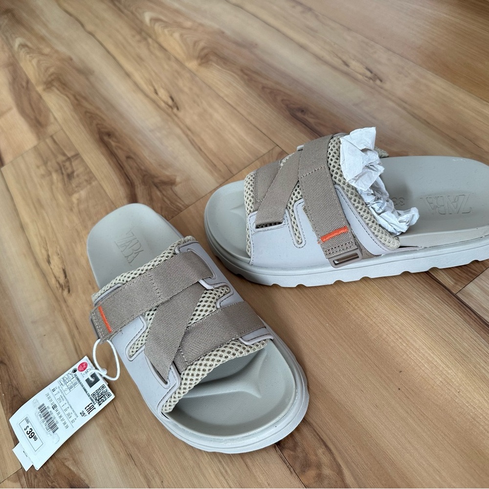 Zara unisex sandals